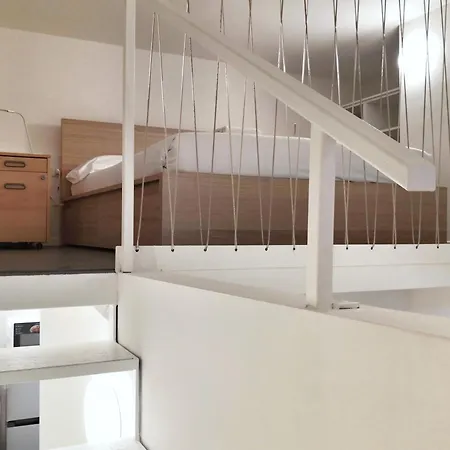 Ihost - Arganini 22 * Milano